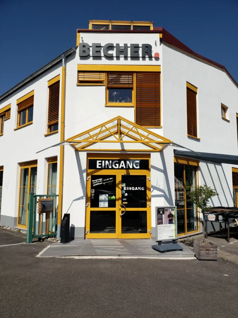 Leuchtbuchstaben Becher
